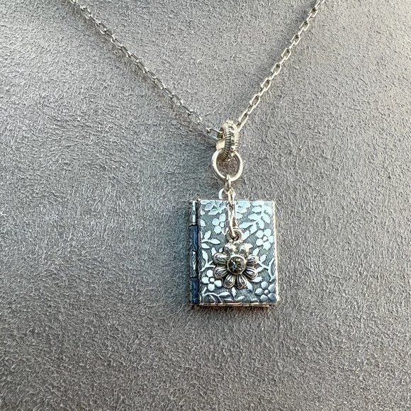 Catherine Popesco Flower Book Locket Necklace - Picture 3 of 9